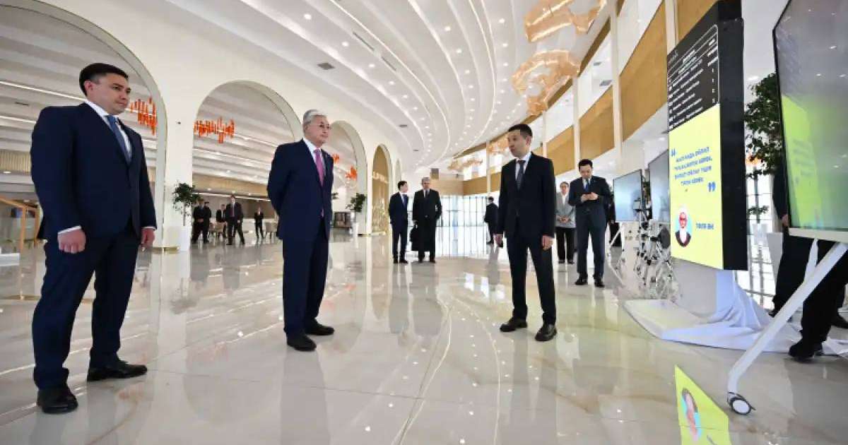 Colman Domingo and Jude Law at amfAR’s Venice Gala