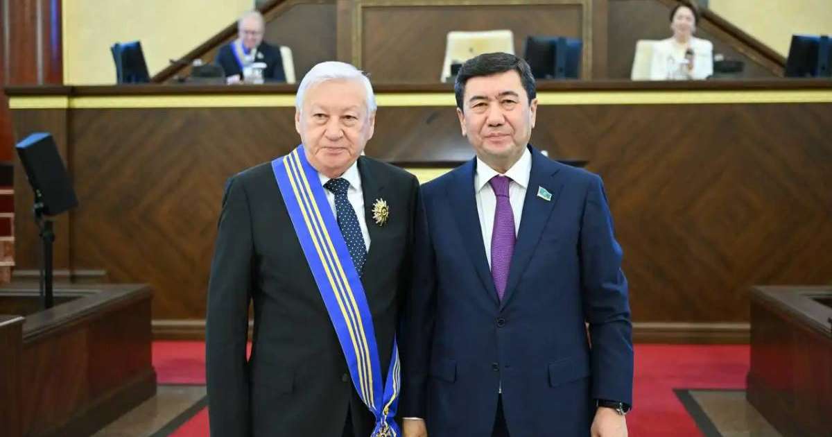 Colman Domingo and Jude Law at amfAR’s Venice Gala
