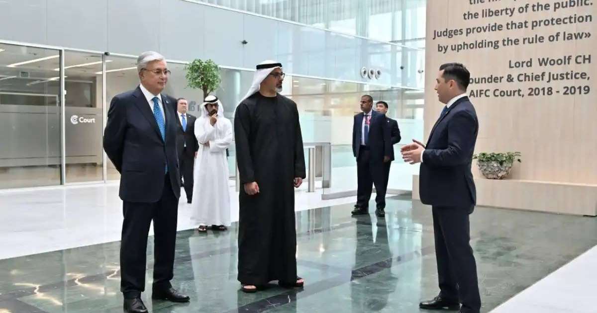 Президент шейх Халед бен Мұхаммед бен Заид Әл Нахаянмен «Астана» халықаралық қаржы орталығына барды