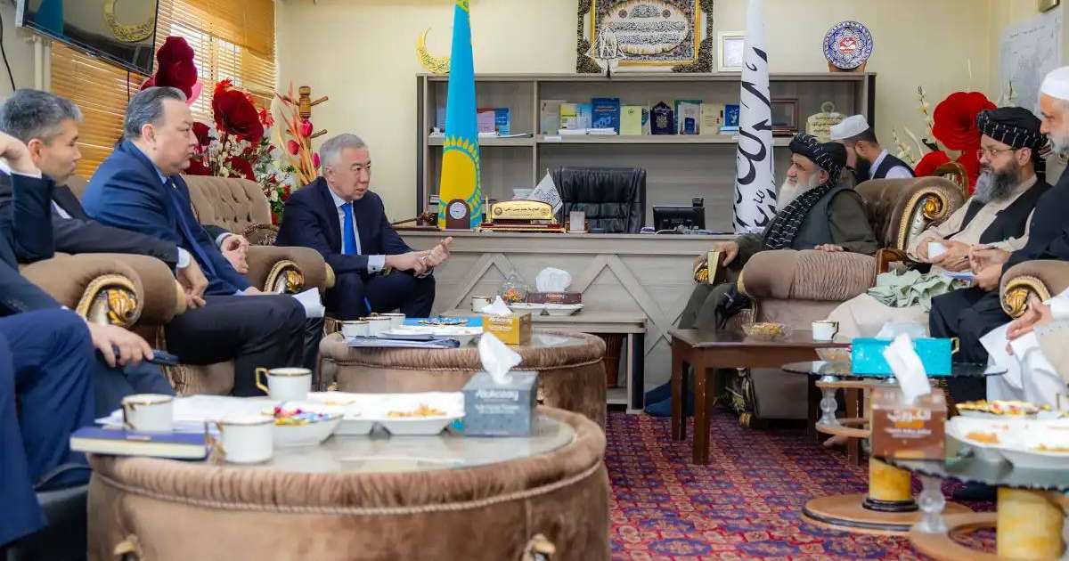 Colman Domingo and Jude Law at amfAR’s Venice Gala