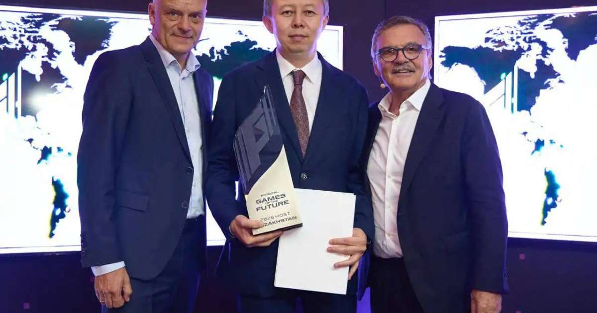 Colman Domingo and Jude Law at amfAR’s Venice Gala