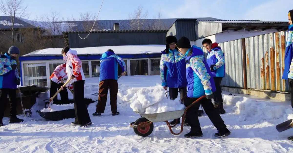 Colman Domingo and Jude Law at amfAR’s Venice Gala