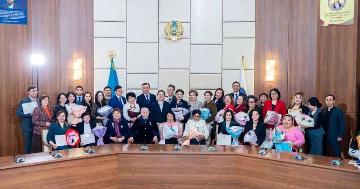 Colman Domingo and Jude Law at amfAR’s Venice Gala