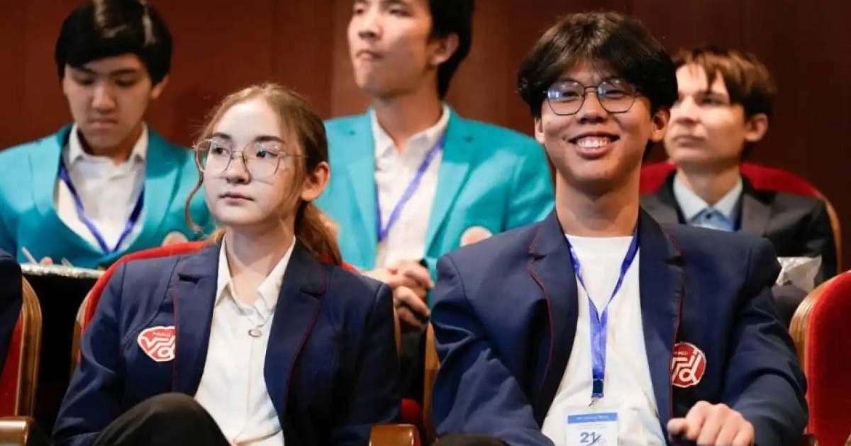 Colman Domingo and Jude Law at amfAR’s Venice Gala