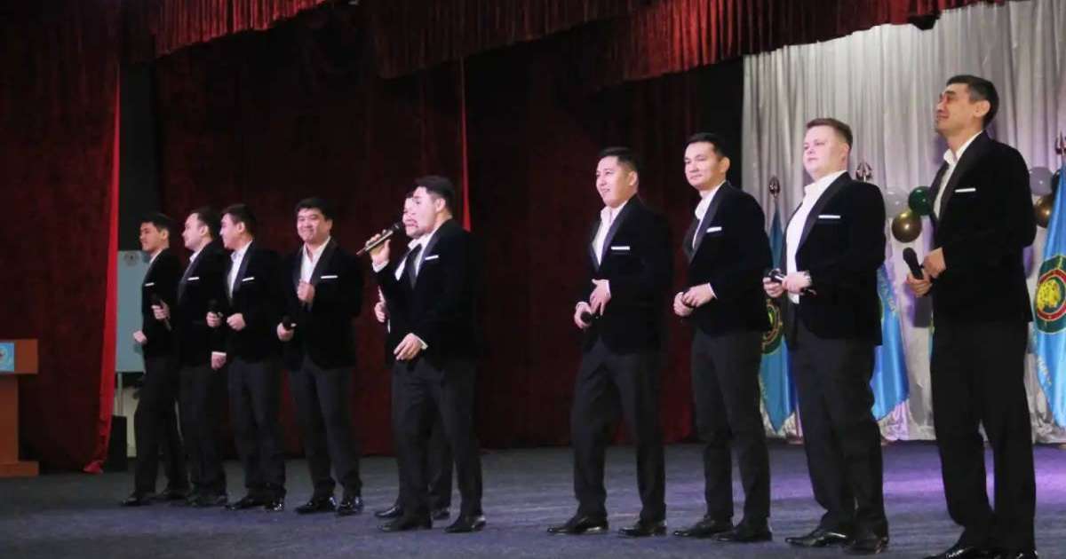 Colman Domingo and Jude Law at amfAR’s Venice Gala