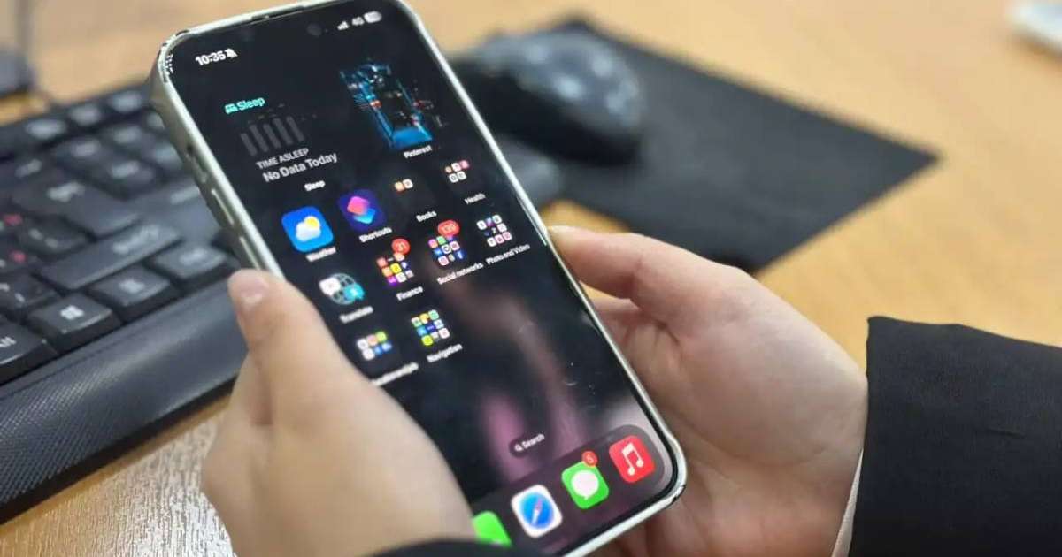 Елордада қонақүйде ұялы телефон ұрлаған ер адам ұсталды