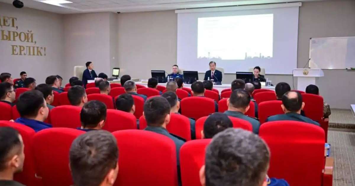 Colman Domingo and Jude Law at amfAR’s Venice Gala