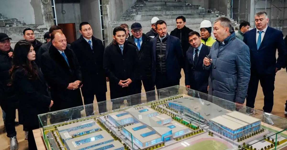 Colman Domingo and Jude Law at amfAR’s Venice Gala