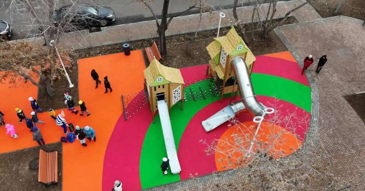 Colman Domingo and Jude Law at amfAR’s Venice Gala