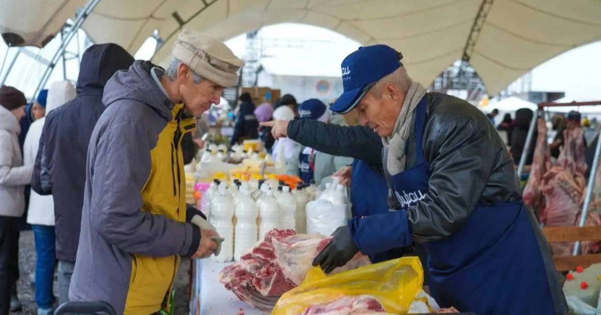Colman Domingo and Jude Law at amfAR’s Venice Gala