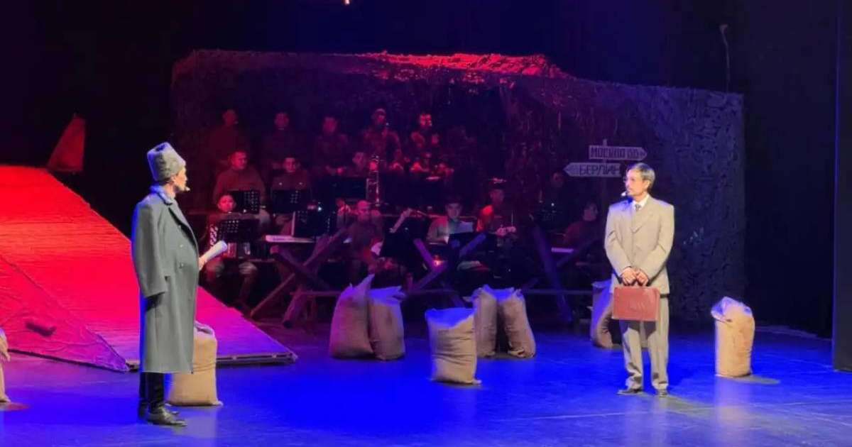 Colman Domingo and Jude Law at amfAR’s Venice Gala