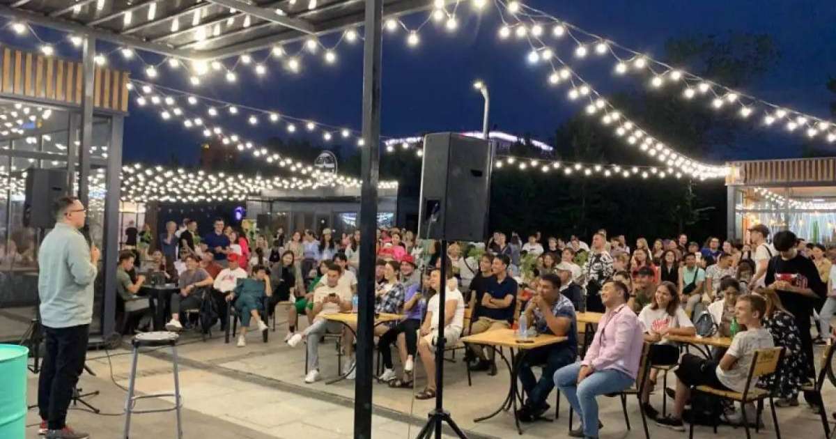 Colman Domingo and Jude Law at amfAR’s Venice Gala