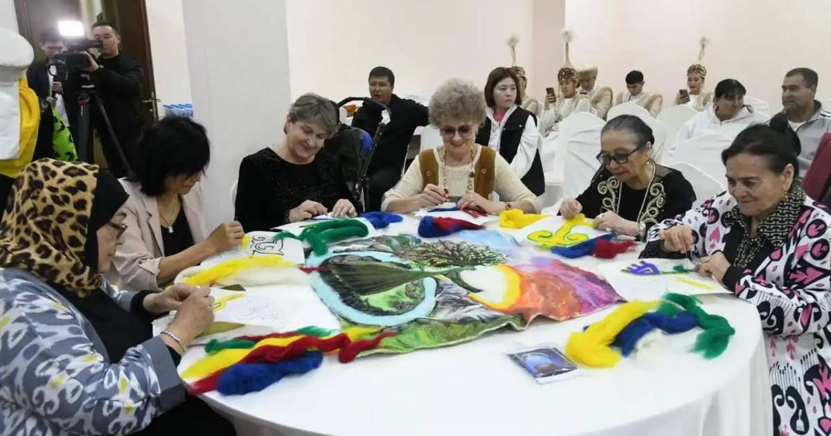 Colman Domingo and Jude Law at amfAR’s Venice Gala