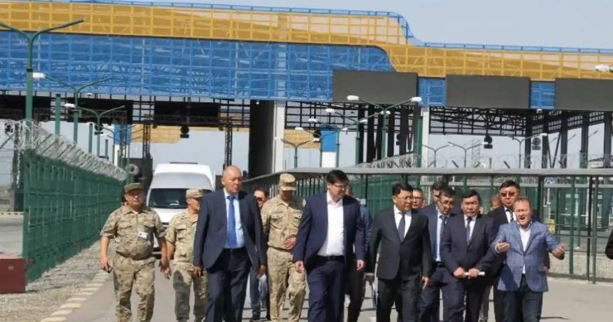 Өткізу пунктерінде цифрлы сервистер жүйелі түрде енгізіліп жатыр – министрлік