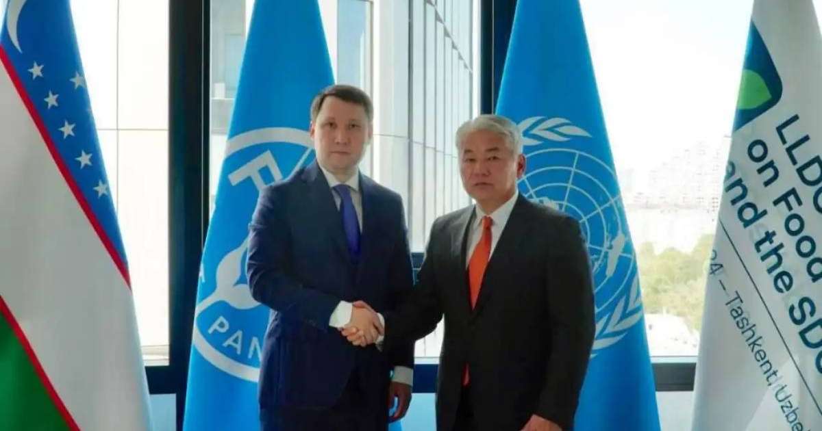 Colman Domingo and Jude Law at amfAR’s Venice Gala