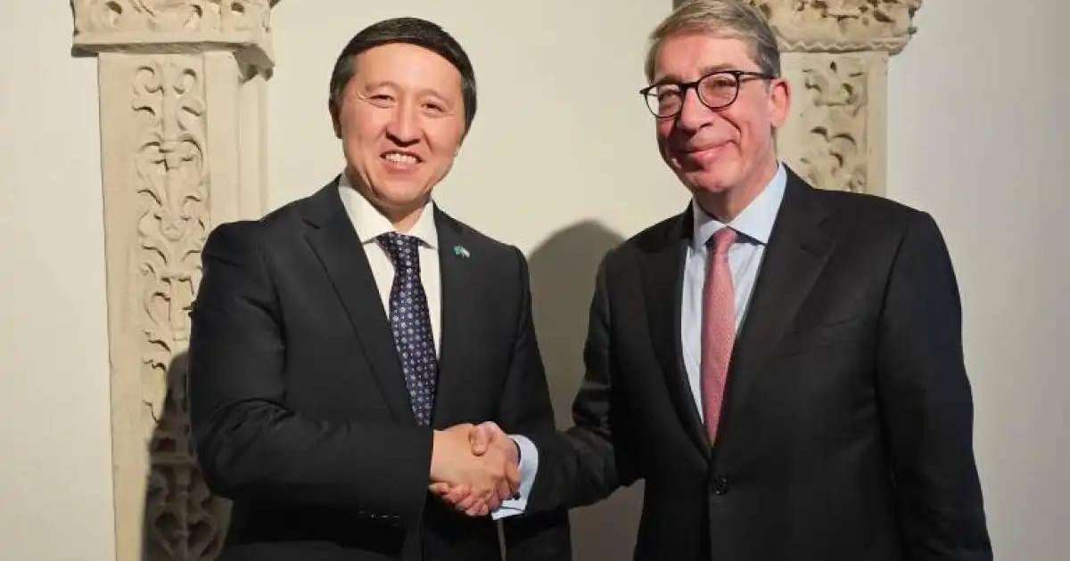 Colman Domingo and Jude Law at amfAR’s Venice Gala