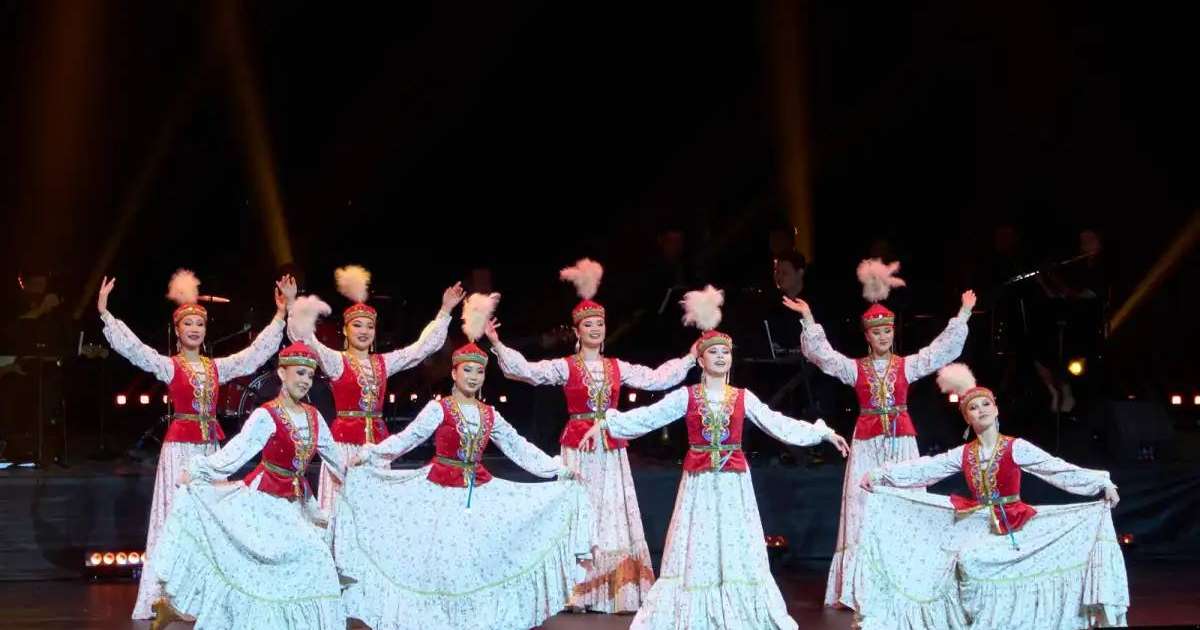 Colman Domingo and Jude Law at amfAR’s Venice Gala