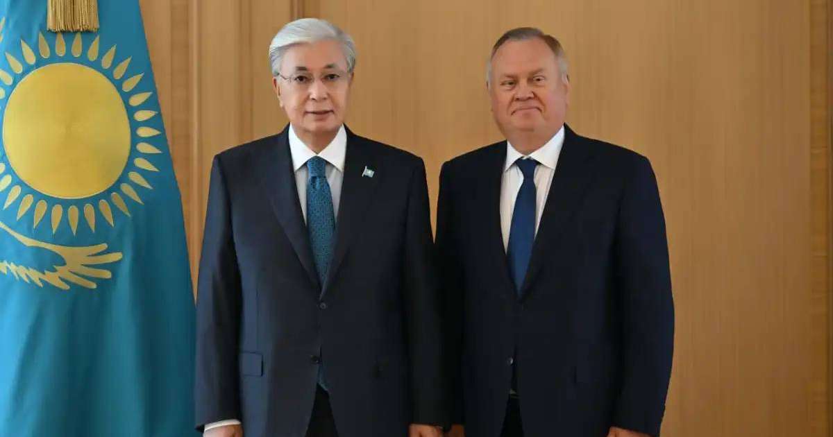 Colman Domingo and Jude Law at amfAR’s Venice Gala