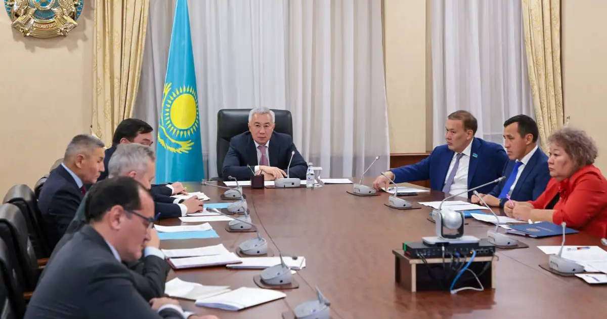 Colman Domingo and Jude Law at amfAR’s Venice Gala