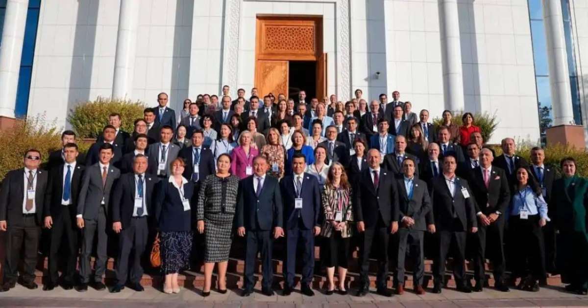 Colman Domingo and Jude Law at amfAR’s Venice Gala