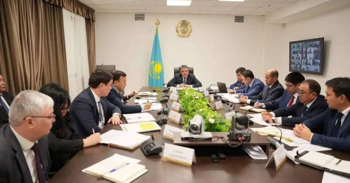 Colman Domingo and Jude Law at amfAR’s Venice Gala