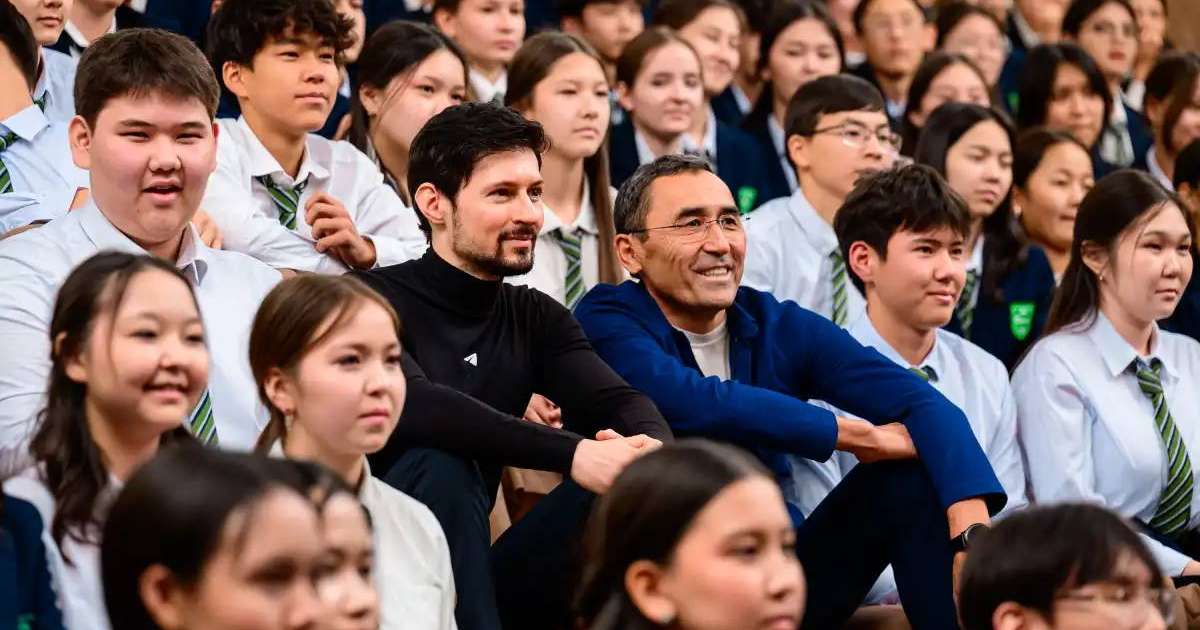 Дуров қазақстандық оқушыларды әлеуметтік желіге аз уақыт арнауға шақырды