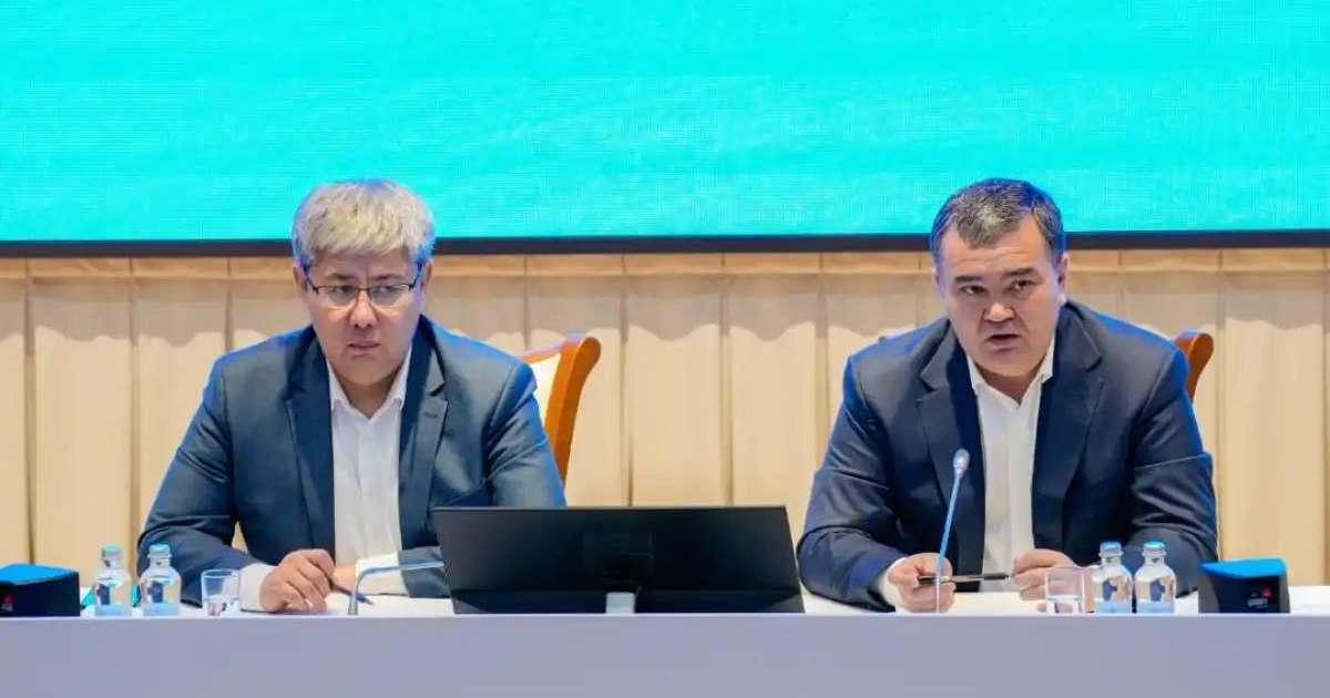 Colman Domingo and Jude Law at amfAR’s Venice Gala