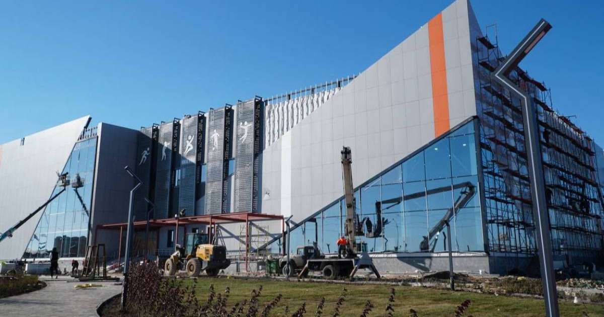 Colman Domingo and Jude Law at amfAR’s Venice Gala