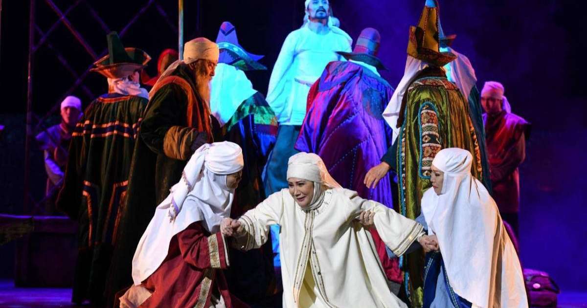 Colman Domingo and Jude Law at amfAR’s Venice Gala