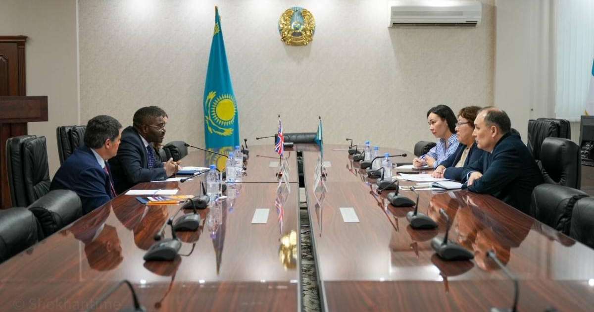 Colman Domingo and Jude Law at amfAR’s Venice Gala