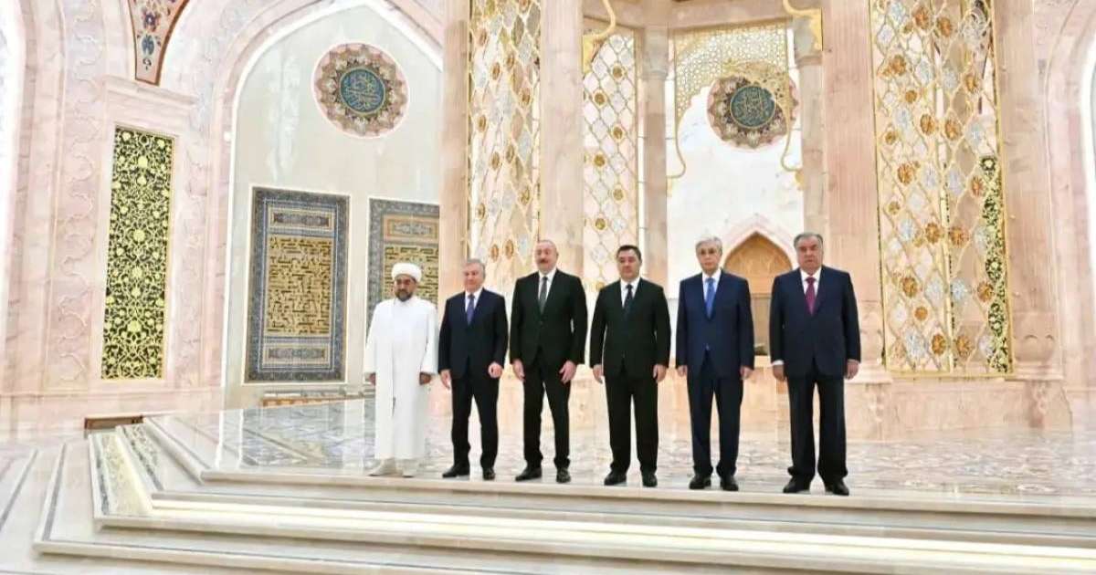 Colman Domingo and Jude Law at amfAR’s Venice Gala