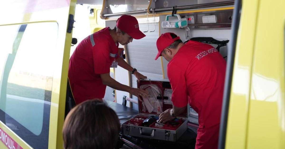 Colman Domingo and Jude Law at amfAR’s Venice Gala