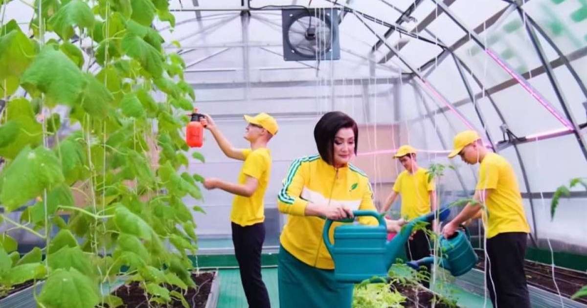 Colman Domingo and Jude Law at amfAR’s Venice Gala
