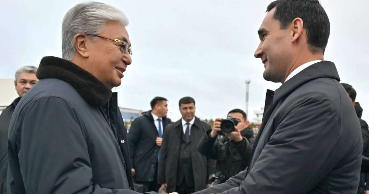 Қасым-Жомарт Тоқаев Сердар Бердімұхамедовті қарсы алды