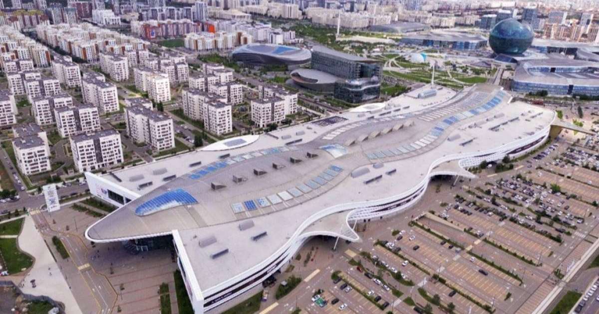 Colman Domingo and Jude Law at amfAR’s Venice Gala