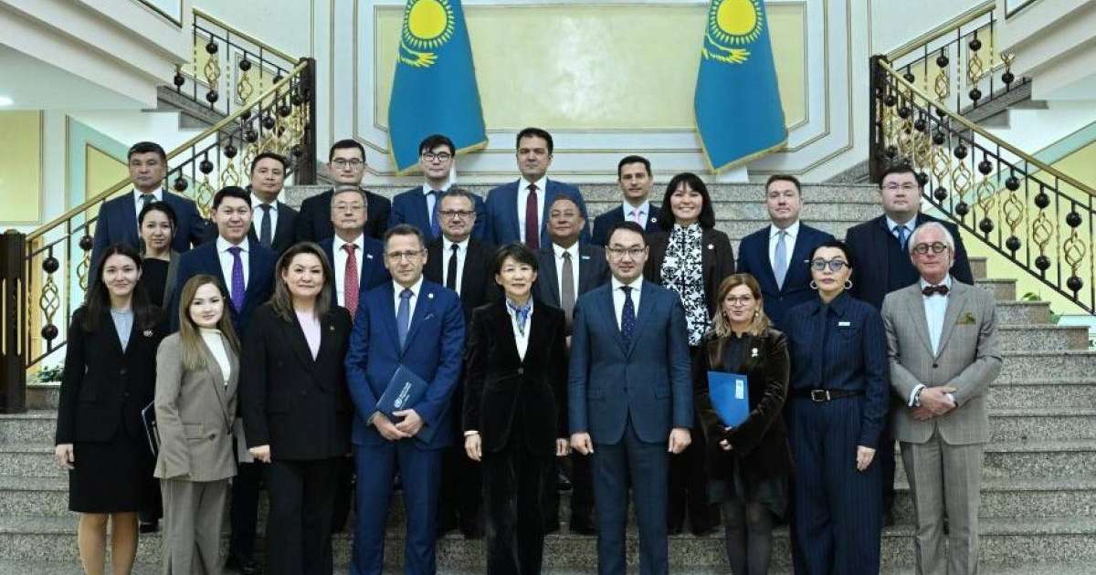 Colman Domingo and Jude Law at amfAR’s Venice Gala