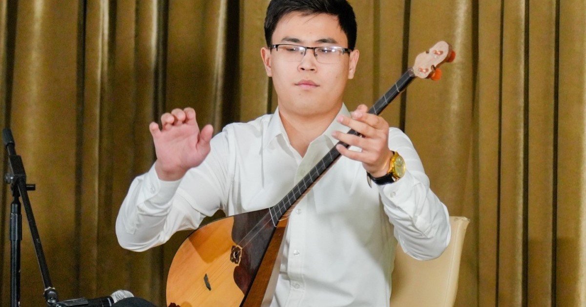 Colman Domingo and Jude Law at amfAR’s Venice Gala