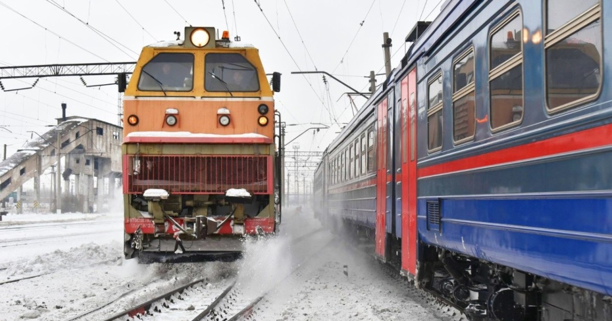 4 адам мерт болды: рельс ауыстырып жатқан жұмысшыларды пойыз қағып кетті