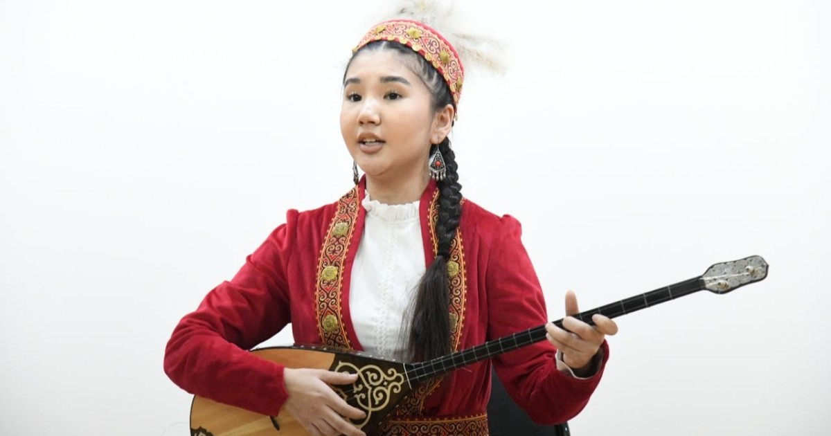 Астанада студенттер арасында дәстүрлі әншілер байқауы басталды