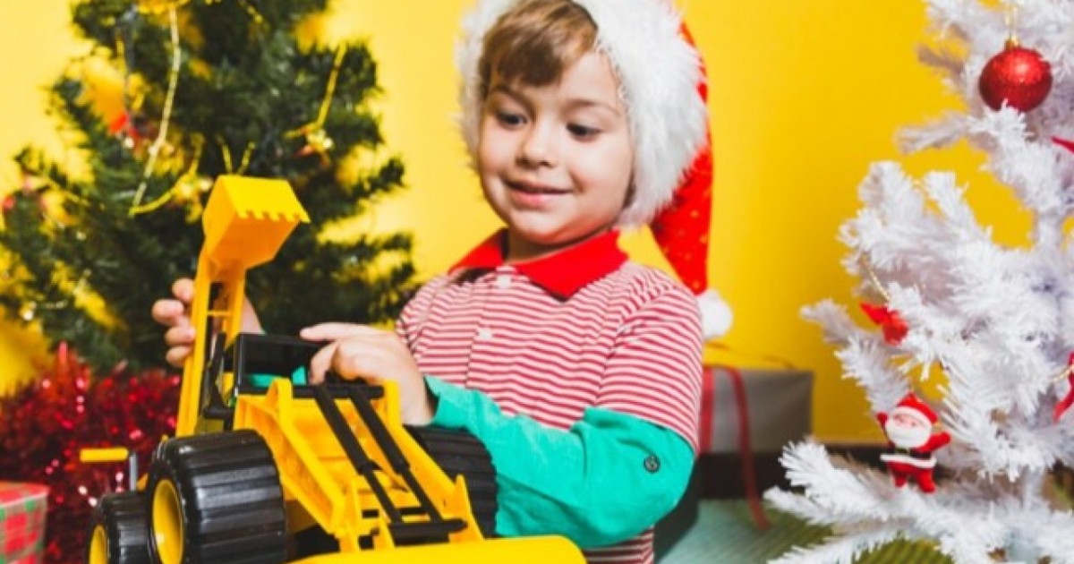 Жаңажылдық сыйлық: қауіпсіз ойыншықтарды қалай таңдауға болады