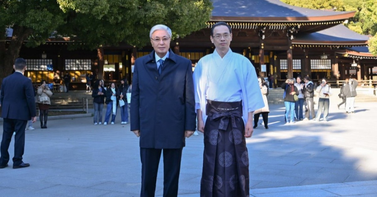Қасым-Жомарт Тоқаев Мейджи Джингу ғибадатханасын аралап көрді