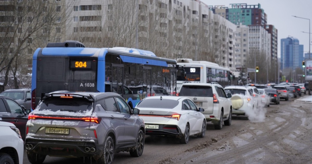 Мемлекеттік органдар мен ұлттық компаниялардың жаңа жұмыс кестесі Астанадағы кептелісті азайтты ма