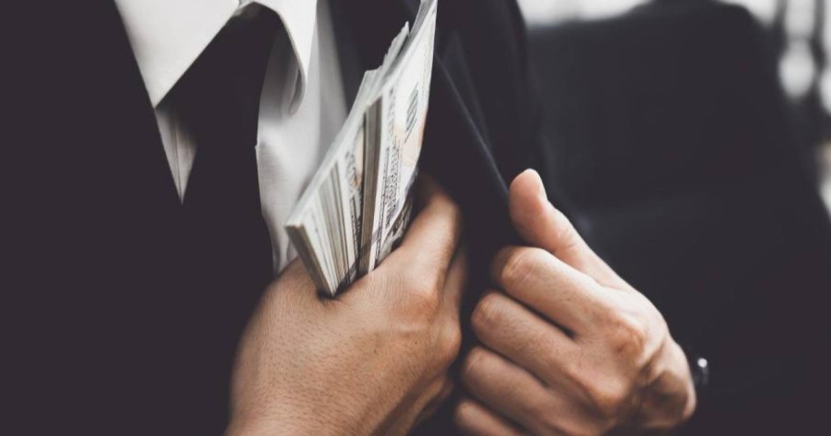 “Ипотека алып беремін”: ШҚО-да тұрғынның 9 млн теңгесін жымқырған күдікті анықталды