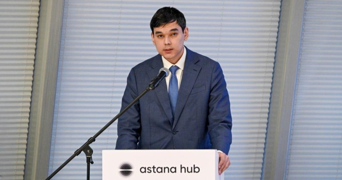 Қазақстанның 240 мыңнан астам педагогі жасанды интеллектпен жұмыс істеу дағдыларын меңгерді