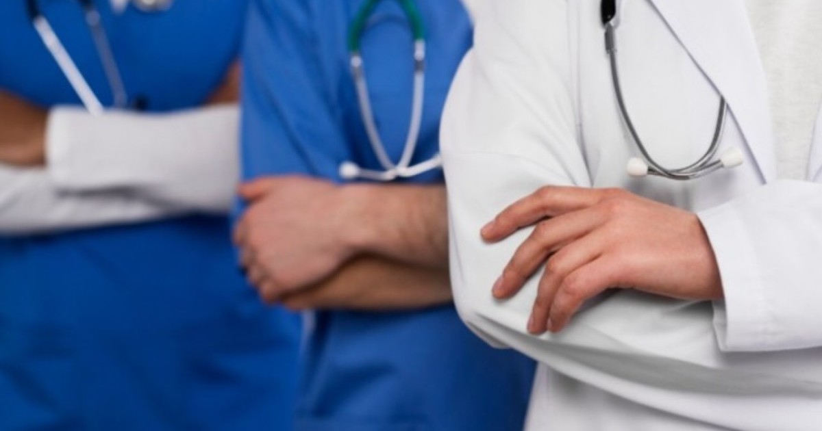 Медицина қызметкерлеріне күш көрсеткендер 12 жылға дейін бас бостандығынан айырылады