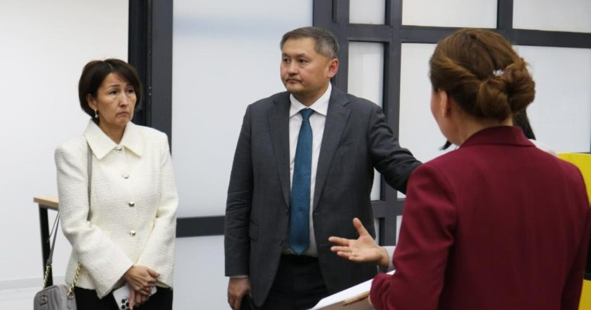 AI-Sana бағдарламасы аясында 100 мың студент ЖИ алгоритмдерін меңгереді