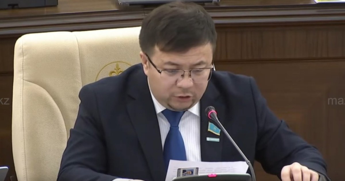 Мәжіліс депутаты тренинг курстардың заңға сәйкестігіне тексеруді ұсынды