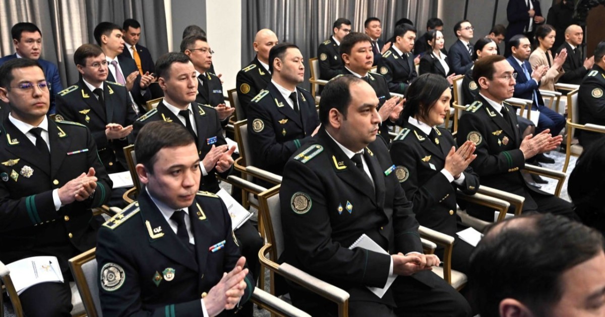 Ашкөз, көрсеқызар, жемқорлыққа бейім адам ешқашан патриот бола алмайды – Президент