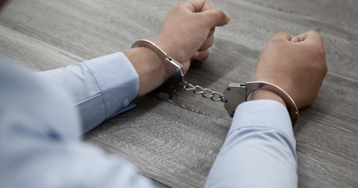 Елордада ұландықтар ер адамды есірткімен ұстады