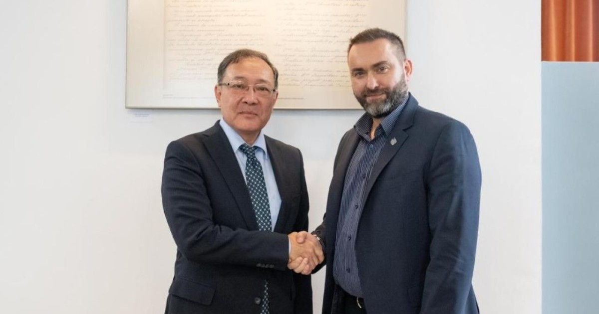 Қазақстанның конституциялық реформалары Румыния Парламентінде талқыланды